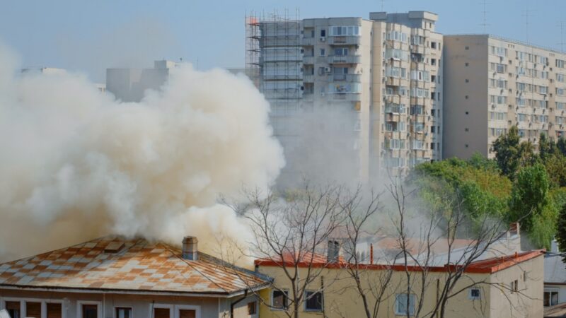 Zabytkowy świdermajer w Sulejówku padł ofiarą pożaru