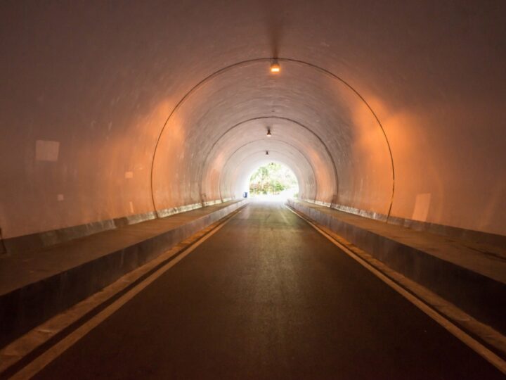 Tunel Sulejówek: Otwarcie opóźnione z powodu problemów z nawierzchnią