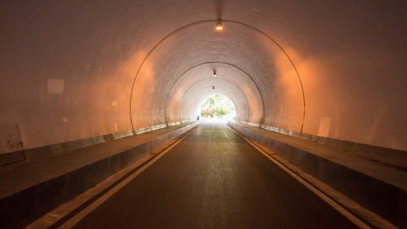 Tunel Sulejówek: Otwarcie opóźnione z powodu problemów z nawierzchnią