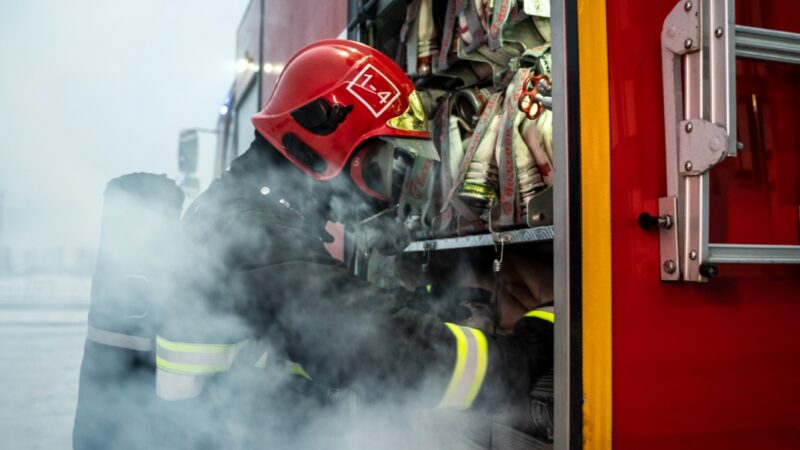 Pożar w warszawskim ośrodku wychowawczym – ewakuacja ponad 30 osób