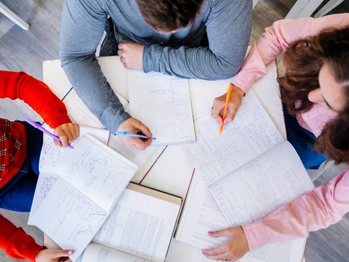 Nowe komputery dla uczniów szkół Powiatu Mińskiego