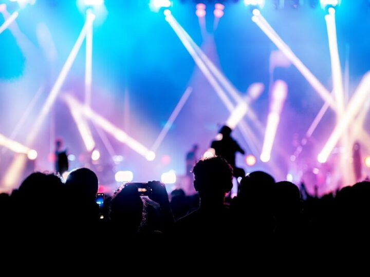 Muzyczna podróż przez życie Jana Pawła II – zapraszamy na koncert!